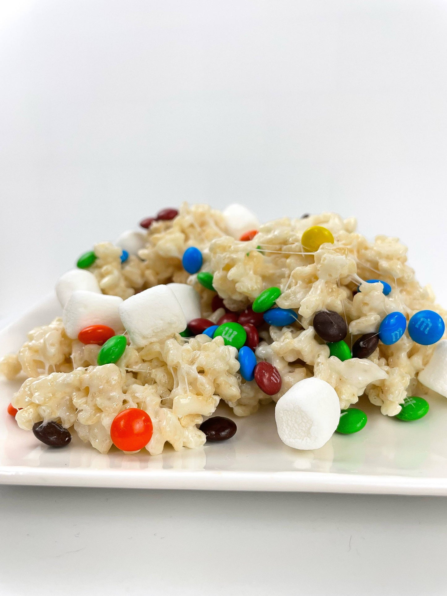 Clusters Rainbow Mini Chocolate Candies Crispie Mix